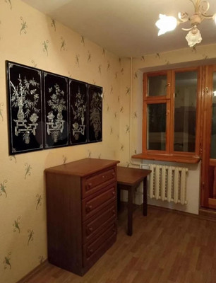 Продам трехкомнатную (3-комн.) квартиру, Беспалова ул, 47А, Симферополь г