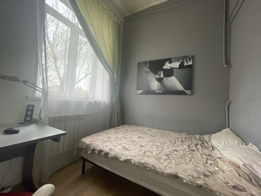 Продам двухкомнатную (2-комн.) квартиру, Свердловская ул, 83, Ростов-на-Дону г