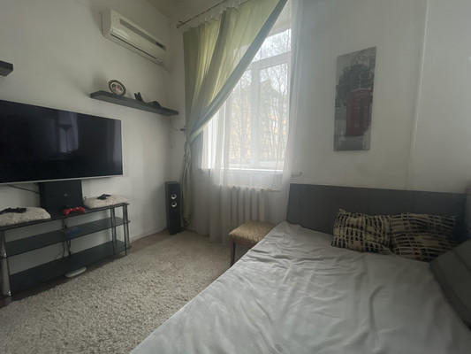 Продам двухкомнатную (2-комн.) квартиру, Свердловская ул, 83, Ростов-на-Дону г