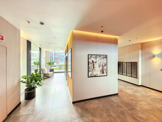 Продам двухкомнатную (2-комн.) квартиру, Корабельная ул, 1, Москва г