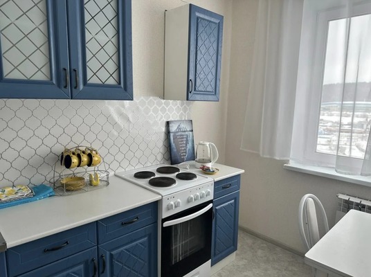 Продам двухкомнатную (2-комн.) квартиру, Георгия Величко ул, 15, Ханты-Мансийск г