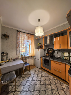 Продам двухкомнатную (2-комн.) квартиру, Большевистский пер, 8, Дмитров г