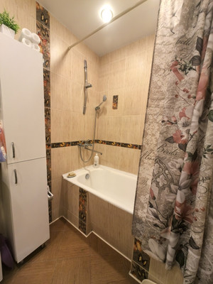 Продам двухкомнатную (2-комн.) квартиру, Большевистский пер, 8, Дмитров г