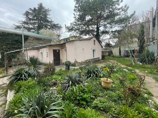 Продам двухкомнатную (2-комн.) квартиру, Гоголя ул, 18, Симферополь г