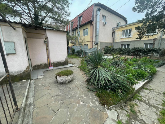 Продам двухкомнатную (2-комн.) квартиру, Гоголя ул, 18, Симферополь г