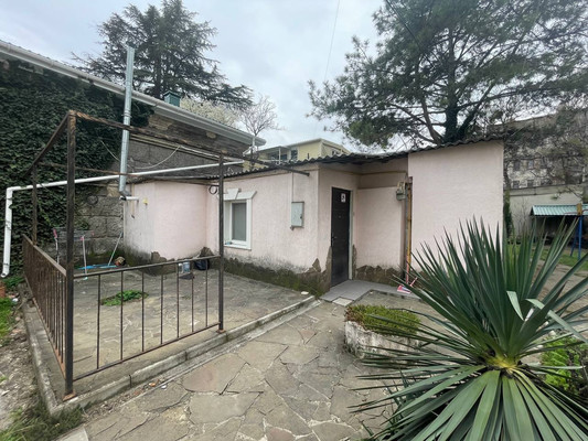 Продам двухкомнатную (2-комн.) квартиру, Гоголя ул, 18, Симферополь г