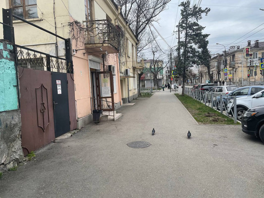 Продам двухкомнатную (2-комн.) квартиру, Гоголя ул, 18, Симферополь г