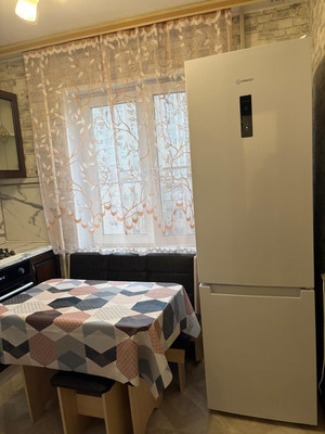 Сдам трехкомнатную (3-комн.) квартиру, Первомайская ул, 33, Ивантеевка г