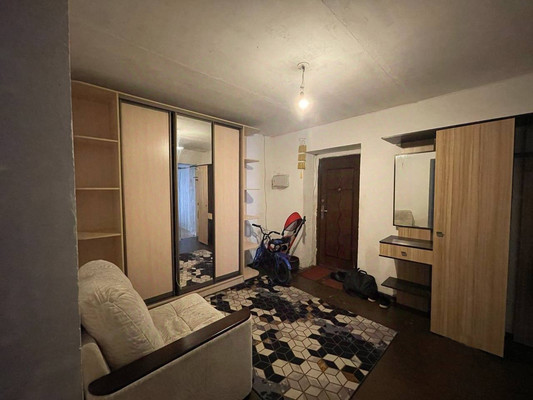 Продам трехкомнатную (3-комн.) квартиру, Ленина пр-кт, 10, Подольск г