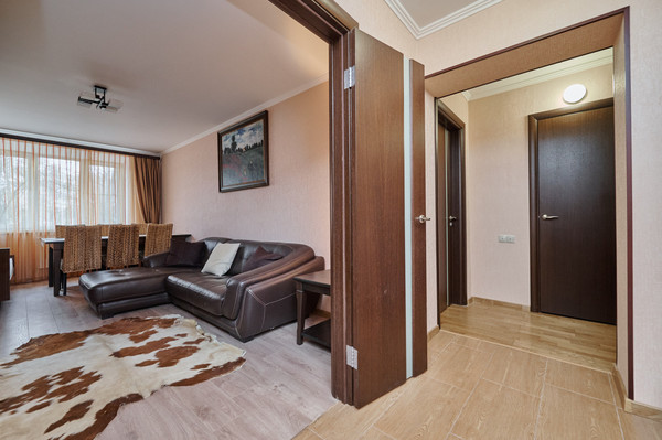 Продам двухкомнатную (2-комн.) квартиру, Центральная ул, 9, Сынково с