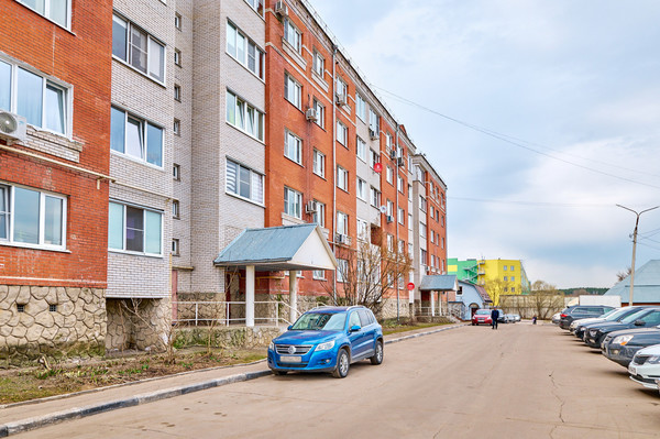 Продам двухкомнатную (2-комн.) квартиру, Центральная ул, 9, Сынково с