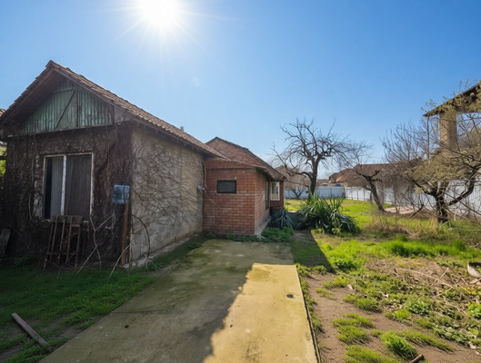 Продам дом, Привальная (Водхозовец тер. СНТ) ул, 15, Новая Адыгея аул, 0 км от города