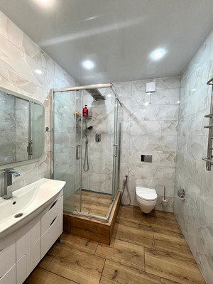 Продам двухкомнатную (2-комн.) квартиру, Пионерская ул, 21Ак1, Новороссийск г