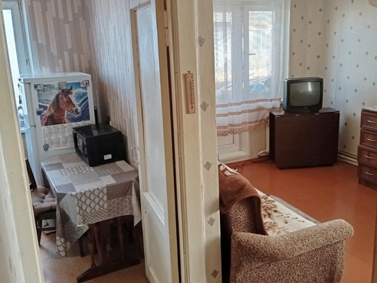 Продам однокомнатную (1-комн.) квартиру, Коммунистическая ул, 11, Раменское г