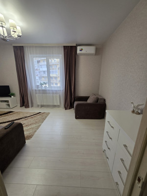 Продам однокомнатную (1-комн.) квартиру, Мраморный пер, 38, Симферополь г
