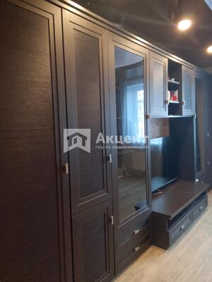 Продам двухкомнатную (2-комн.) квартиру, Героев пр-кт, 3, Просторный мкр