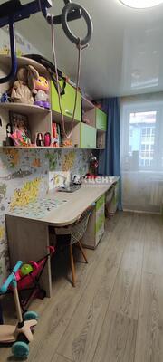 Продам двухкомнатную (2-комн.) квартиру, Героев пр-кт, 3, Просторный мкр