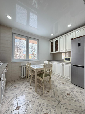 Продам трехкомнатную (3-комн.) квартиру, Кулиева пр-кт, 17, Нальчик г