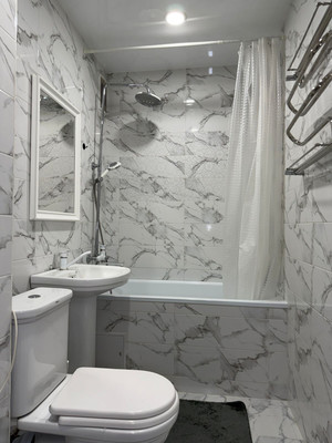 Продам трехкомнатную (3-комн.) квартиру, Кулиева пр-кт, 17, Нальчик г