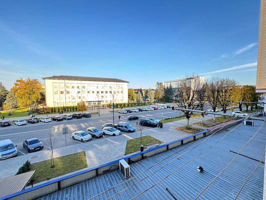 Продам трехкомнатную (3-комн.) квартиру, Кулиева пр-кт, 17, Нальчик г