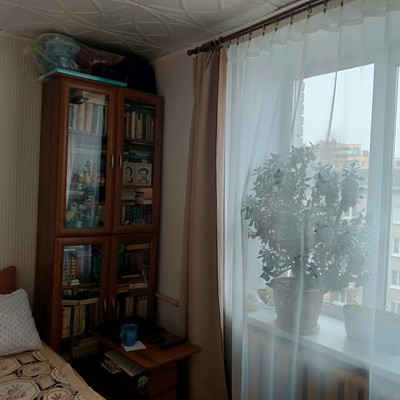 Продам однокомнатную (1-комн.) квартиру, Хохлова ул, 21, Гатчина г