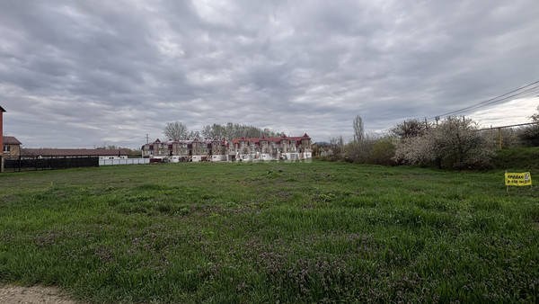 Продам участок 4 соток, ИЖС, Кузбасская ул, 4, Крымск г, 0 км от города