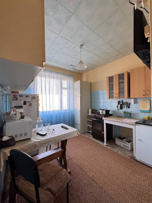 Продам двухкомнатную (2-комн.) квартиру, Маршала Жукова ул, 12б, Сырьево д