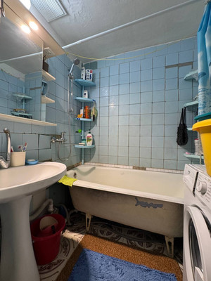 Продам двухкомнатную (2-комн.) квартиру, Маршала Жукова ул, 12б, Сырьево д