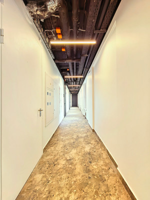 Продам однокомнатную (1-комн.) квартиру, Южнопортовая ул, 26к2, Москва г