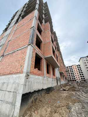 Продам двухкомнатную (2-комн.) квартиру, Ашурова ул, 1/1, Нальчик г