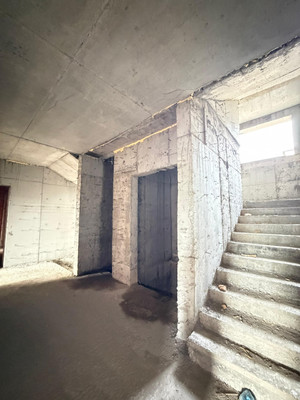 Продам двухкомнатную (2-комн.) квартиру, Ашурова ул, 1/1, Нальчик г