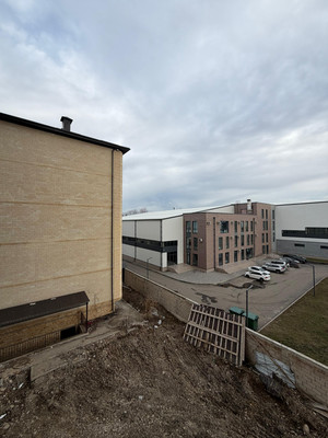 Продам двухкомнатную (2-комн.) квартиру, Ашурова ул, 1/1, Нальчик г