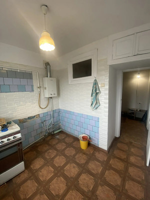 Продам двухкомнатную (2-комн.) квартиру, Киевская ул, 92а, Симферополь г