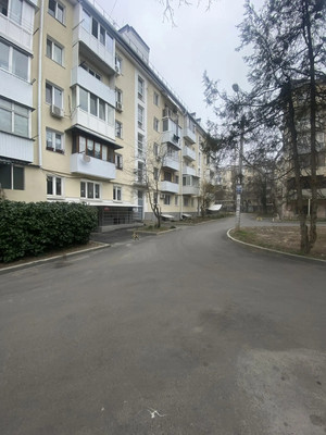 Продам двухкомнатную (2-комн.) квартиру, Киевская ул, 92а, Симферополь г