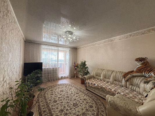 Продам трехкомнатную (3-комн.) квартиру, Хлебозаводская ул, 9, Казань г