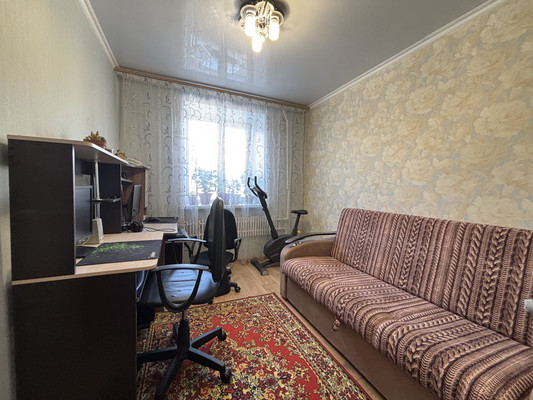 Продам трехкомнатную (3-комн.) квартиру, Хлебозаводская ул, 9, Казань г