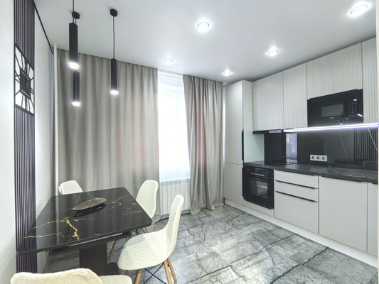 Продам двухкомнатную (2-комн.) квартиру, Нахимовский пр-кт, 7к1, Москва г