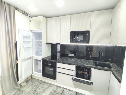 Продам двухкомнатную (2-комн.) квартиру, Нахимовский пр-кт, 7к1, Москва г