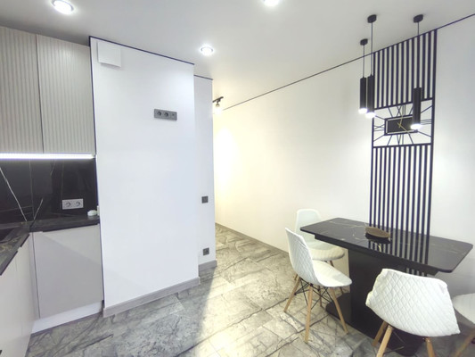 Продам двухкомнатную (2-комн.) квартиру, Нахимовский пр-кт, 7к1, Москва г