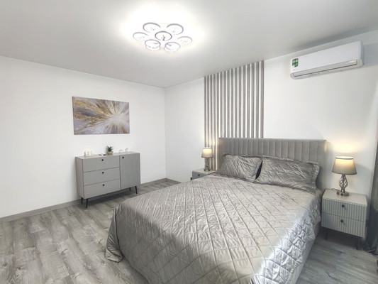 Продам двухкомнатную (2-комн.) квартиру, Нахимовский пр-кт, 7к1, Москва г