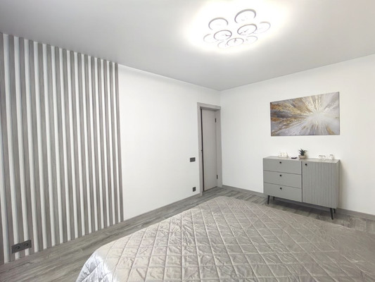 Продам двухкомнатную (2-комн.) квартиру, Нахимовский пр-кт, 7к1, Москва г