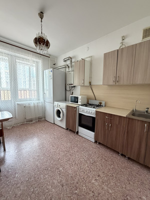 Продам однокомнатную (1-комн.) квартиру, Социалистическая ул, 10, Октябрьский г