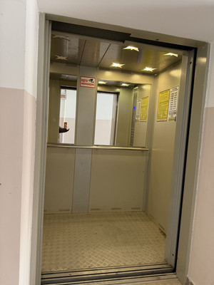 Продам однокомнатную (1-комн.) квартиру, Социалистическая ул, 10, Октябрьский г