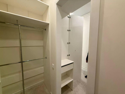 Продам трехкомнатную (3-комн.) квартиру, Годовикова ул, 11к4, Москва г