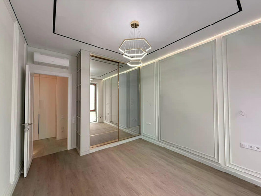 Продам трехкомнатную (3-комн.) квартиру, Годовикова ул, 11к4, Москва г