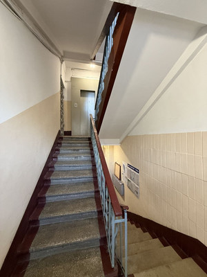 Продам двухкомнатную (2-комн.) квартиру, 2-я Фрунзенская ул, 10, Москва г