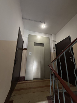 Продам двухкомнатную (2-комн.) квартиру, 2-я Фрунзенская ул, 10, Москва г