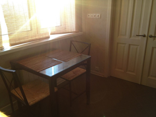 Продам двухкомнатную (2-комн.) квартиру, Ситникова ул, 8, Балашиха г