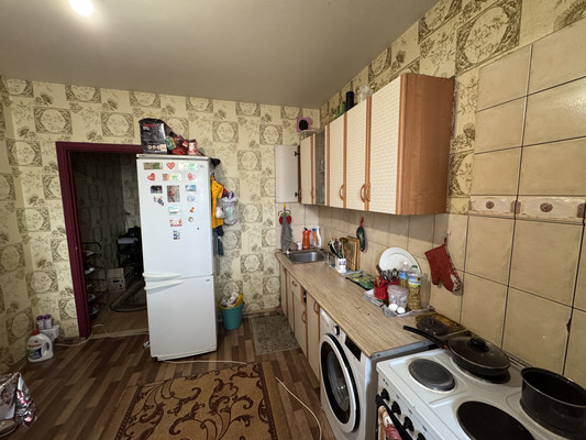 Продам трехкомнатную (3-комн.) квартиру, Комсомольский пр-кт, 24к2, Люберцы г