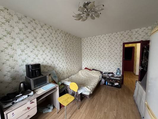 Продам трехкомнатную (3-комн.) квартиру, Комсомольский пр-кт, 24к2, Люберцы г